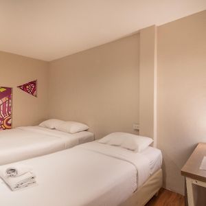 Habitación con 2 Camas Individuales